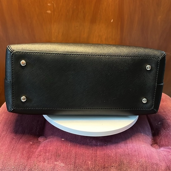 Kate Spade   Dome top Satchel   Color block beige/black  Crossbody  Cedar Street - Picture 8 of 16